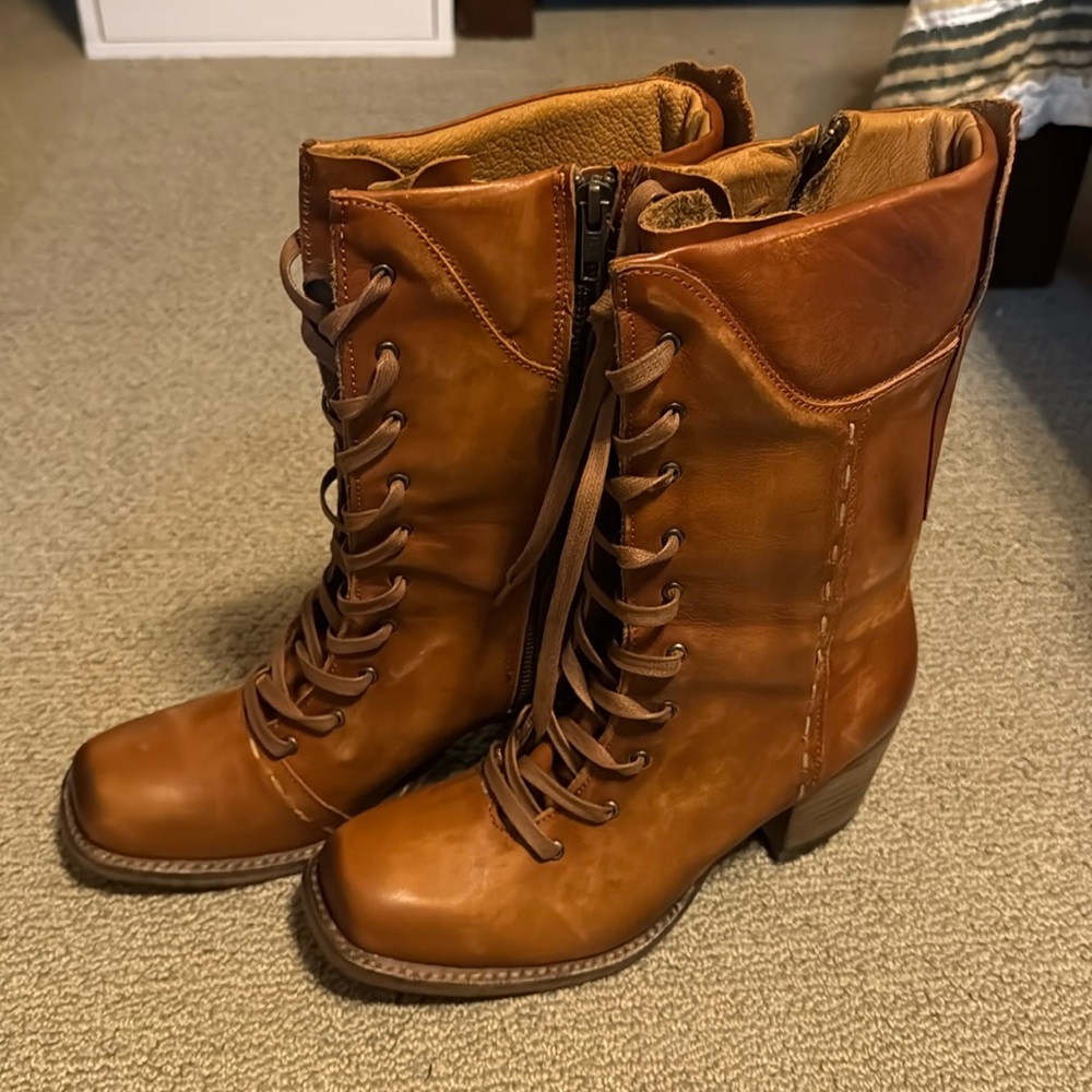 Freebird Dart size 9 cognac nwot boots